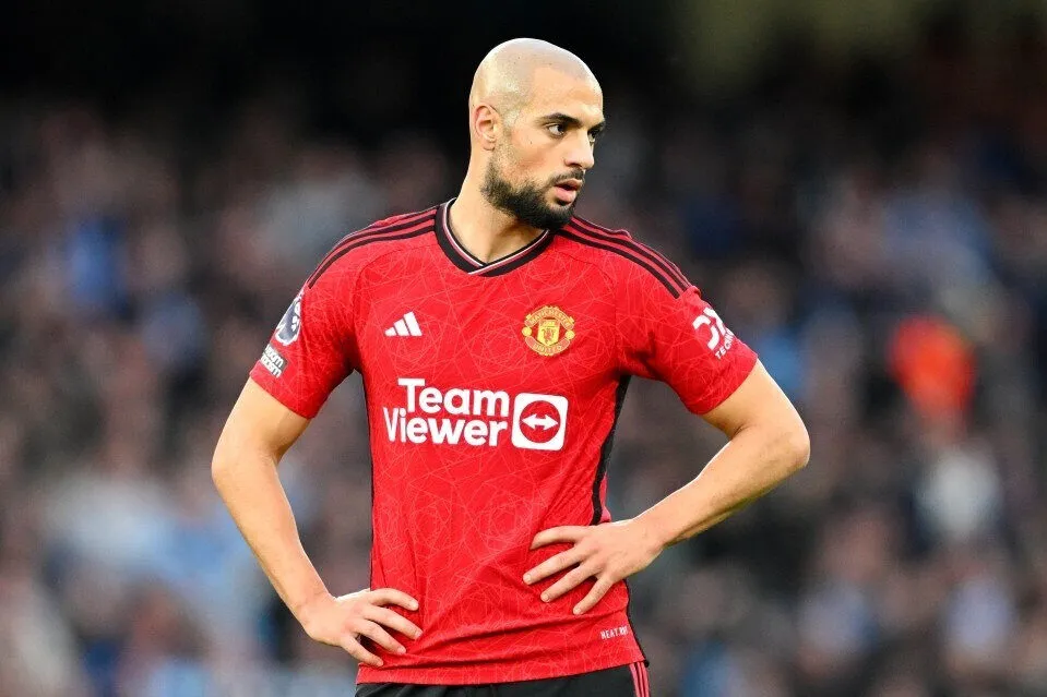 Sofyan Amrabat thi đấu không đạt kỳ vọng tại Manchester United